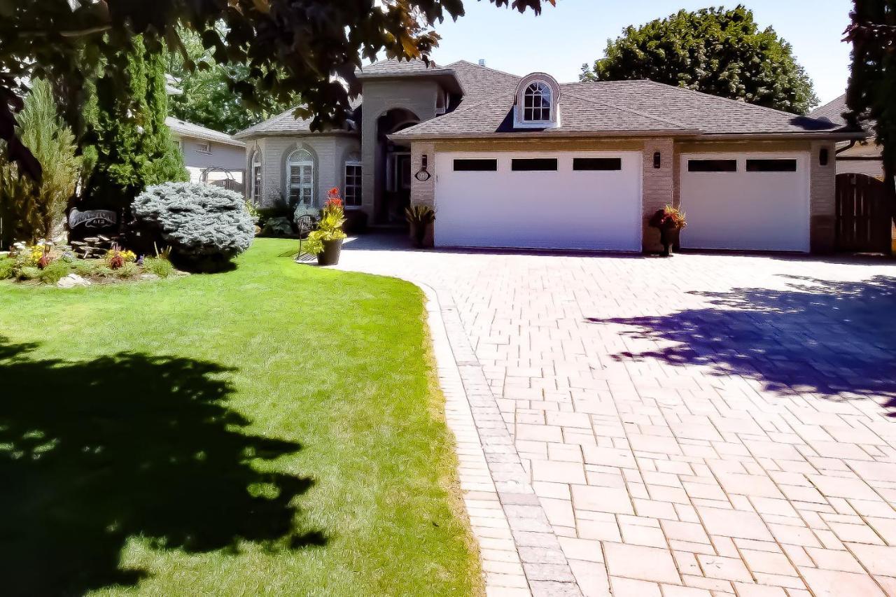 Graystone Bed & Breakfast Niagara-on-the-Lake Exterior photo