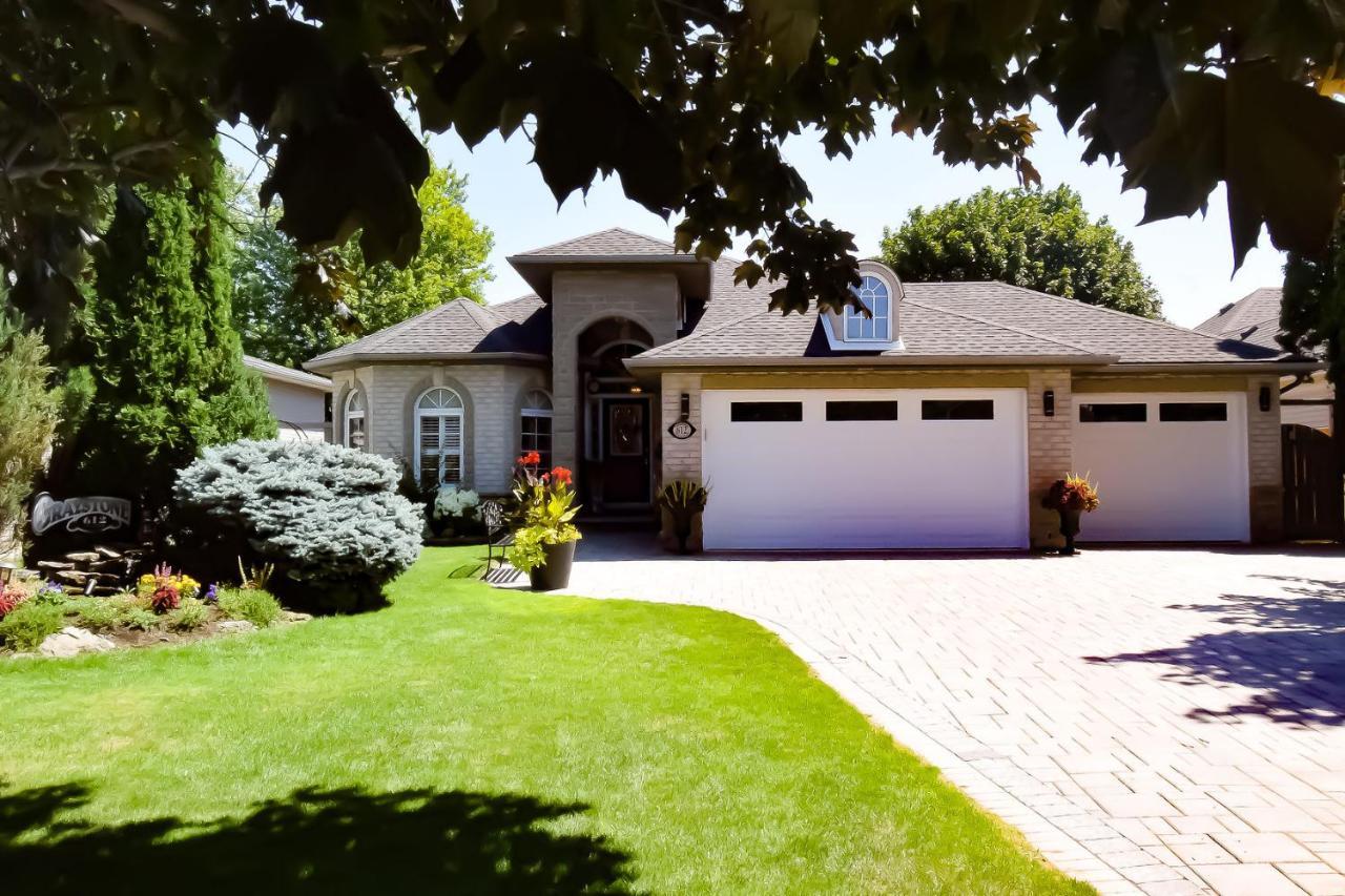 Graystone Bed & Breakfast Niagara-on-the-Lake Exterior photo
